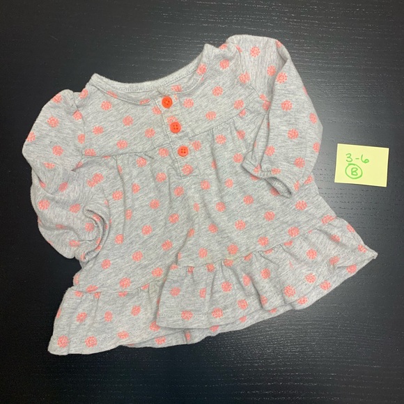 Carter's Other - ⭐️2/$5.00⭐️ Carter's 6m Long Sleeve Coral
And Grey Blouse
